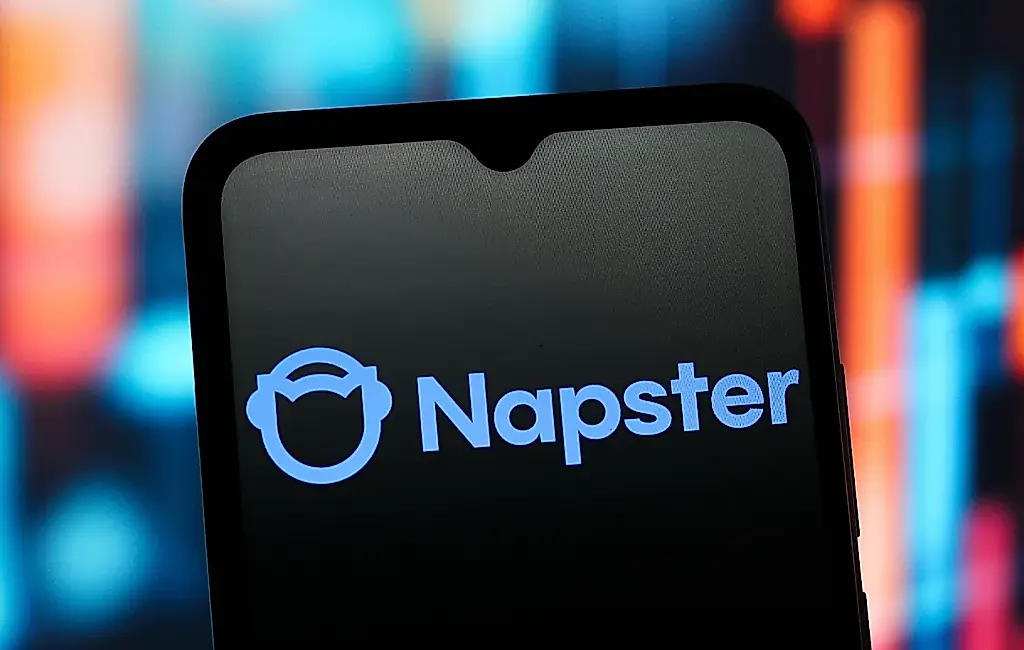 Un estadounidense, acusado de una estafa con una inversión «virtual» de 3.000 millones de dólares en Napster