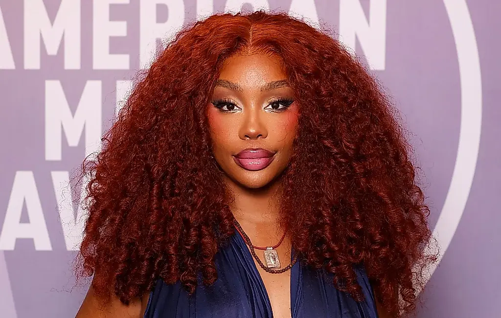 SZA arremete contra la música generada por IA tras descubrir que se usaron 238 canciones suyas para entrenar redes neuronales