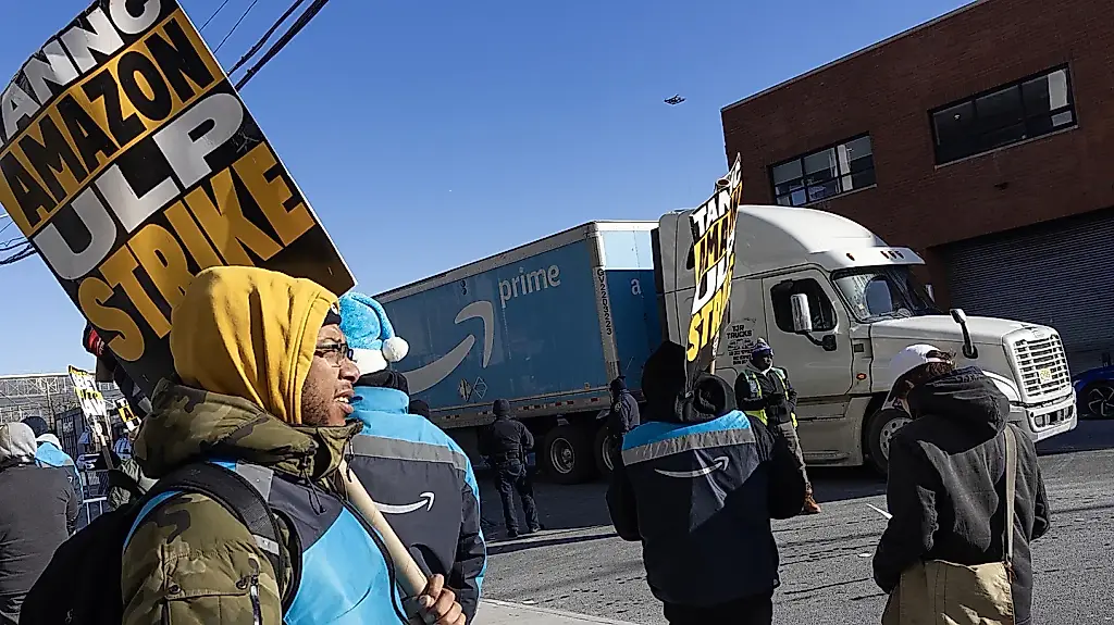 Amazon проиграла дело профсоюзу Teamsters: угрозы для рабочих