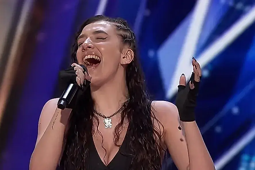 La cantante neerlandesa Brook Lynn conquista al jurado de AGT con una versión de Billie Eilish