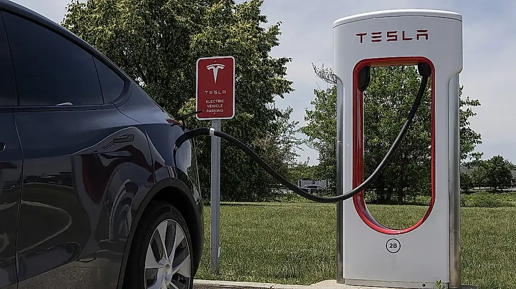 La familia demanda a Tesla por una muerte en un accidente en Texas
