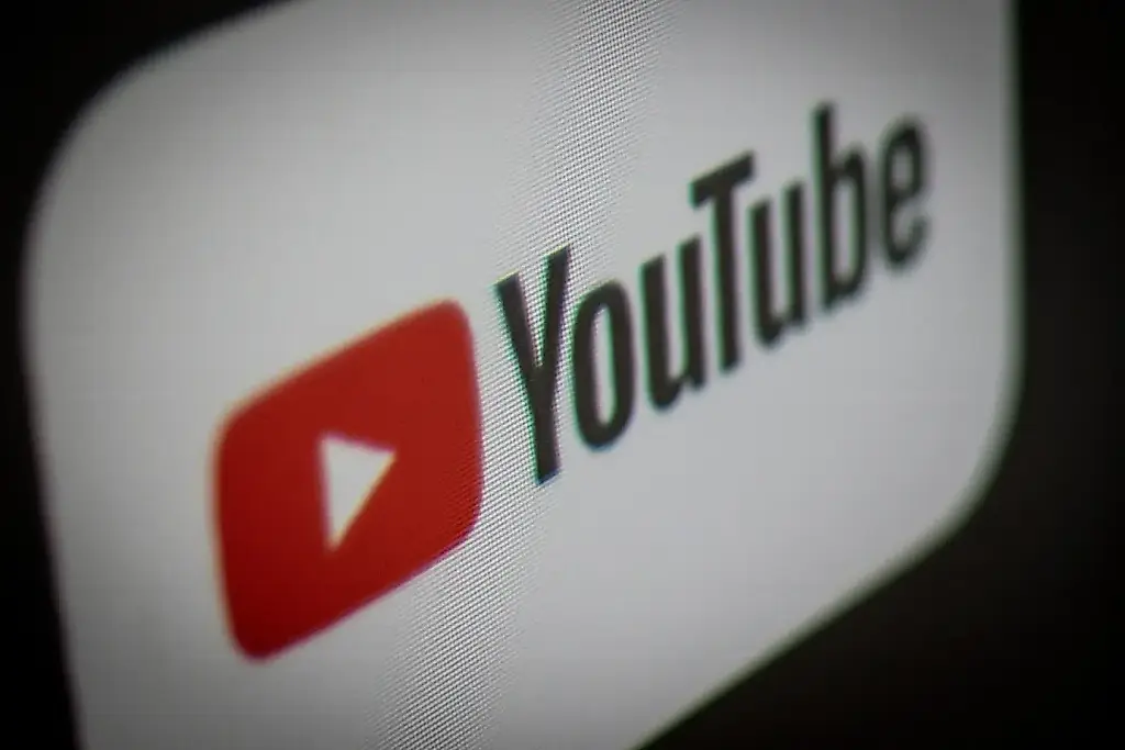 YouTube: Ваши песни — корм для ИИ?