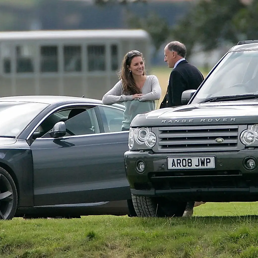 El antiguo secretario del príncipe Guillermo revela detalles de su relación con Kate Middleton