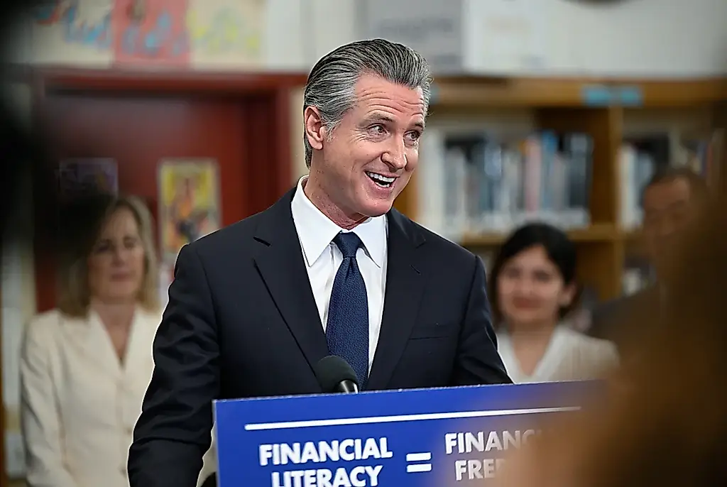 California pone en marcha un rastreador del desempleo causado por la IA