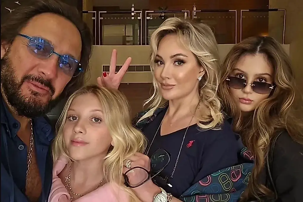 Stas Mijáilov se ha convertido en abuelo: raíces griegas y una gran familia