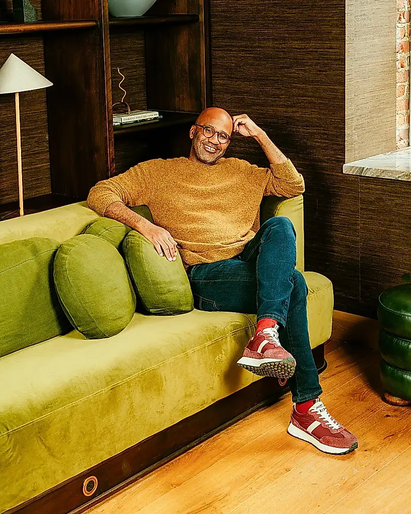 Kai Wright, de The Guardian, se niega a comprarse un móvil nuevo