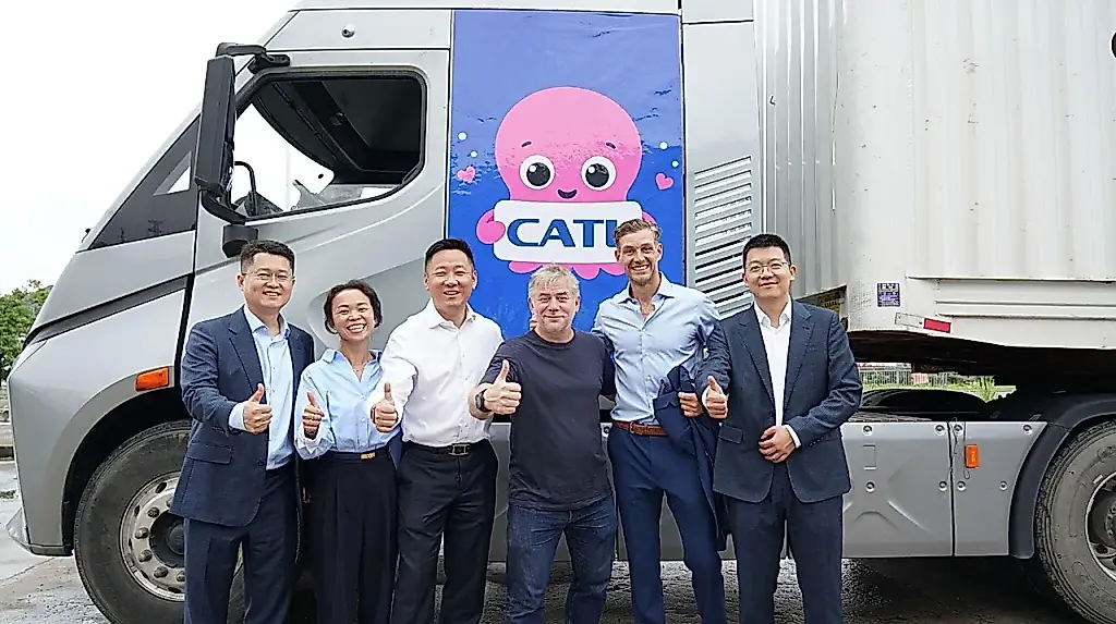 Octopus y CATL: camiones eléctricos en plena recarga