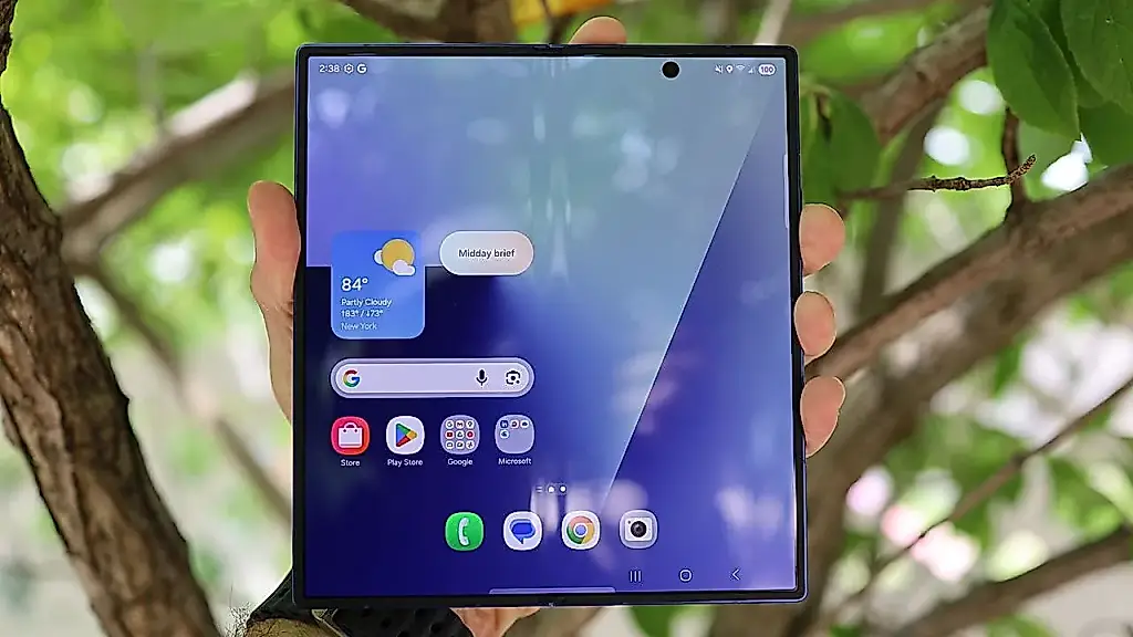 Samsung no haría algo así: el nuevo Galaxy Z Fold 8 suena a bulo y los fans no se lo creen