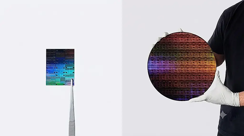 IBM presenta un nuevo chip récord con 100.000 millones de transistores en menos de 1 nanómetro: NanoStack, como un rascacielos de 100 plantas, con una potencia de cálculo eficiente