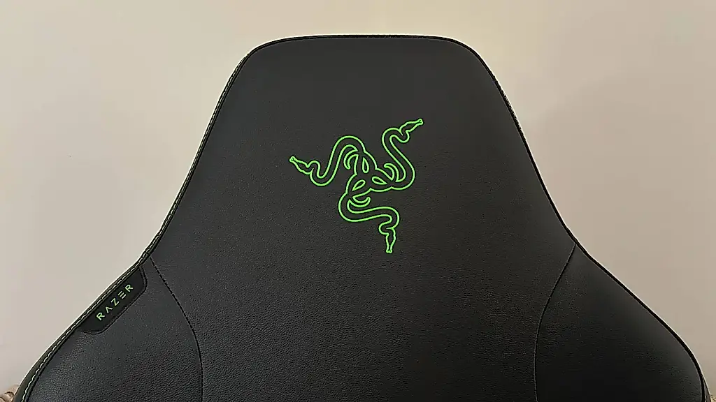 Razer Iskur V2 NewGen: геймерское кресло за 70 тысяч рублей