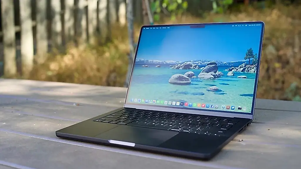 Apple задумала освежить MacBook Pro начального уровня в 2025 году