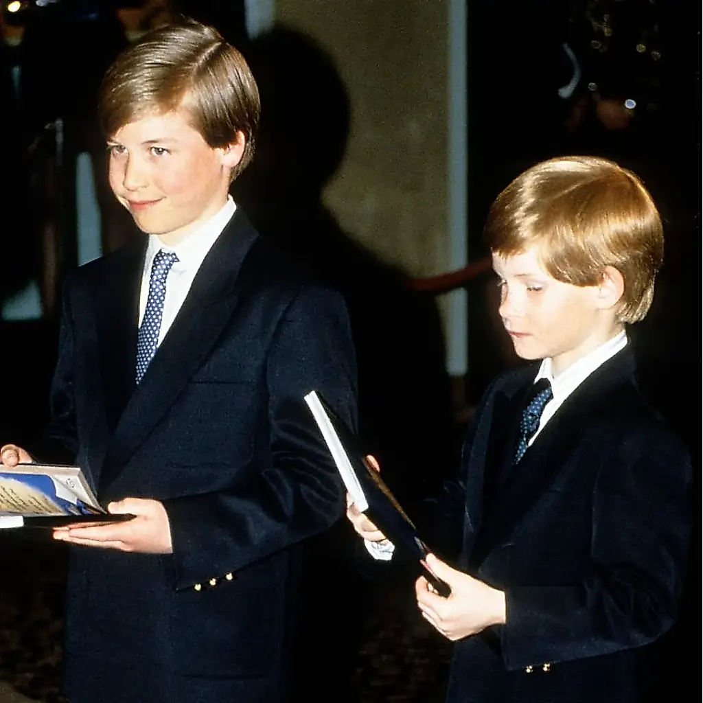 El príncipe Harry sorprendió de niño con un gesto del que su hermano mayor, Guillermo, guarda silencio