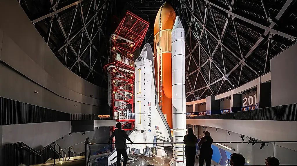 Shuttle Endeavour Goes Public