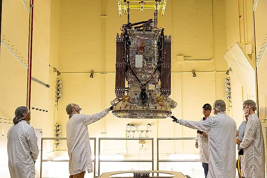 La NASA intenta salvar el telescopio Swift antes de que caiga a la Tierra