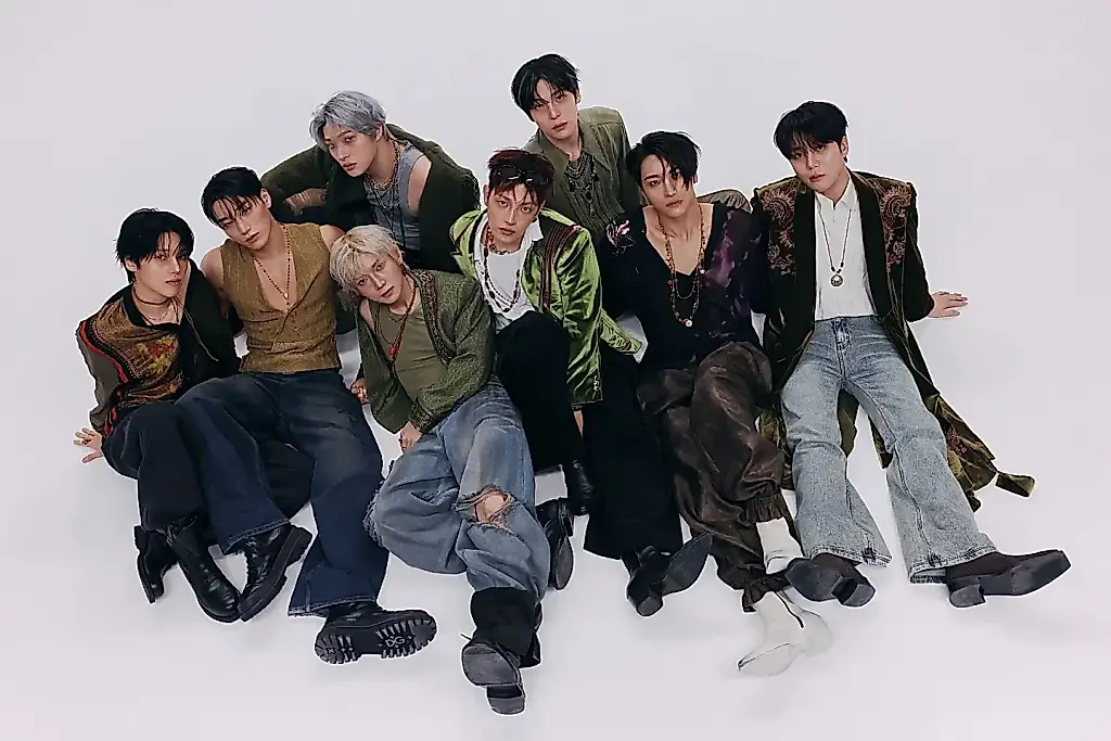 ATEEZ alcanza el número uno del Billboard 200 con el álbum GOLDEN HOUR : Part.5