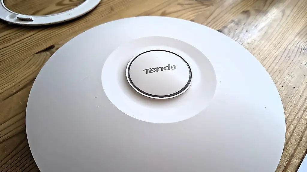Tenda BE5010 i36: análisis de un punto de acceso empresarial Wi-Fi 7 por cuatro duros