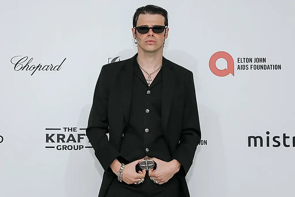 Yungblud recibe apoyo tras las acusaciones de ser un «producto de la industria»