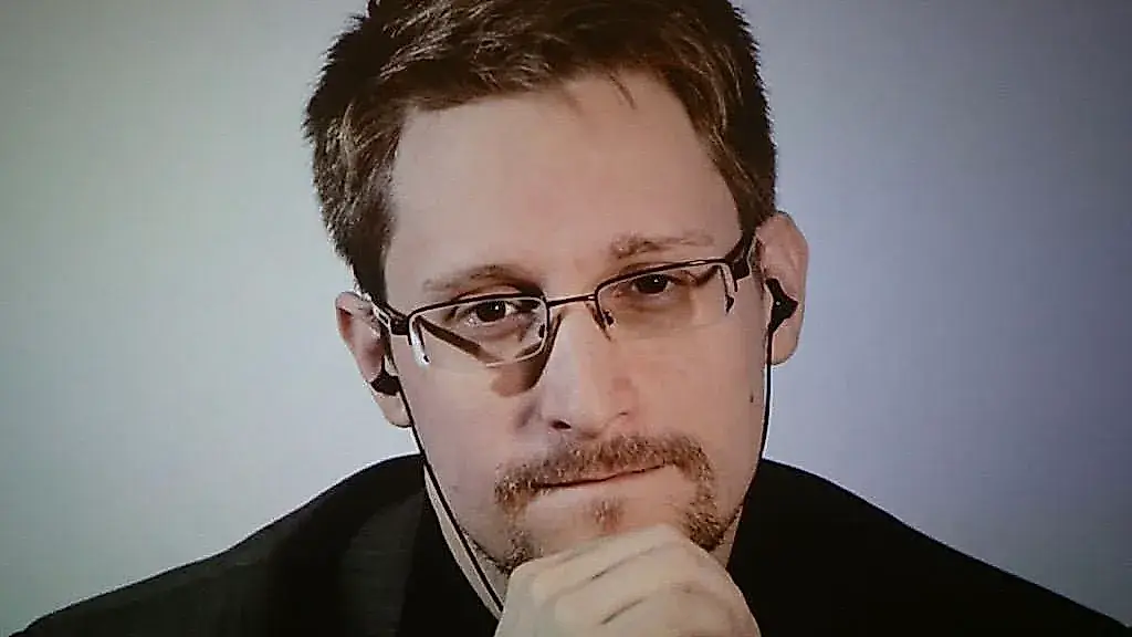 La cita del día de Snowden: «El argumento “no tengo nada que ocultar” es como decir: “No necesito libertad de expresión porque no tengo nada que decir”»