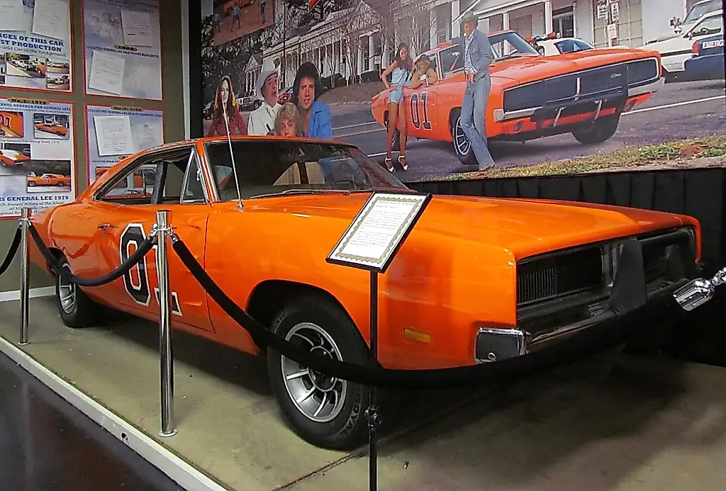 Мой любимый Dodge Charger: выбор сердца и детских воспоминаний