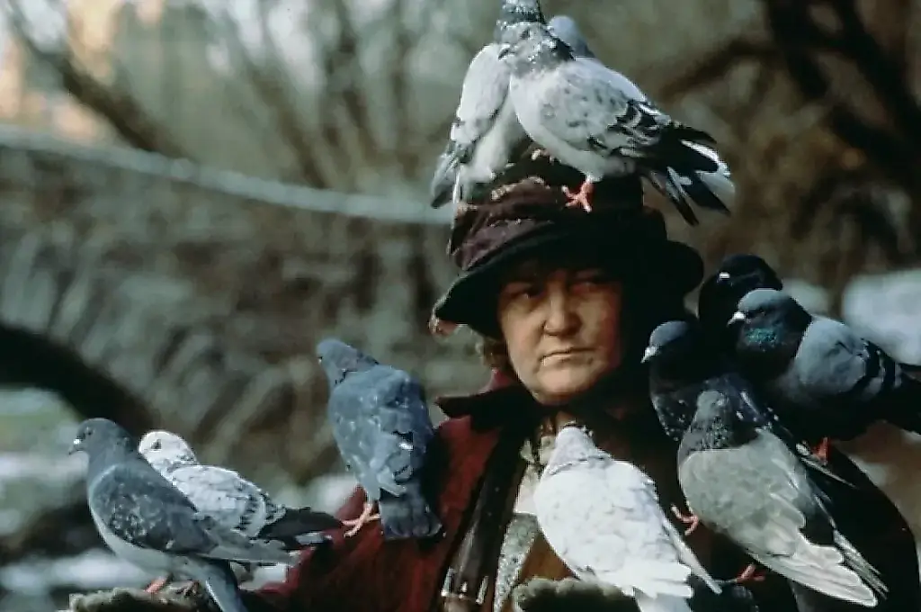 Muere Brenda Fricker, la primera irlandesa en ganar un Oscar y la «señora de las palomas» de Solo en casa 2