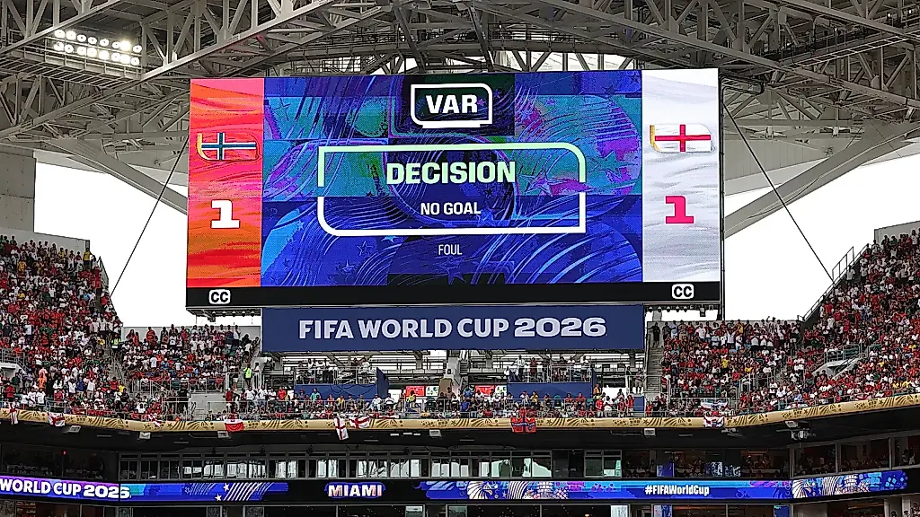«Эмоция удваивается»: Пьерлуиджи Коллина про VAR на чемпионате мира