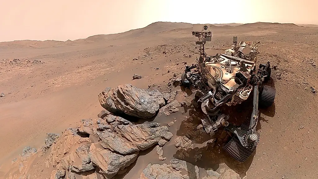 Perseverance envía un selfi desde Marte, crece la contaminación por los lanzamientos de satélites y otras noticias científicas