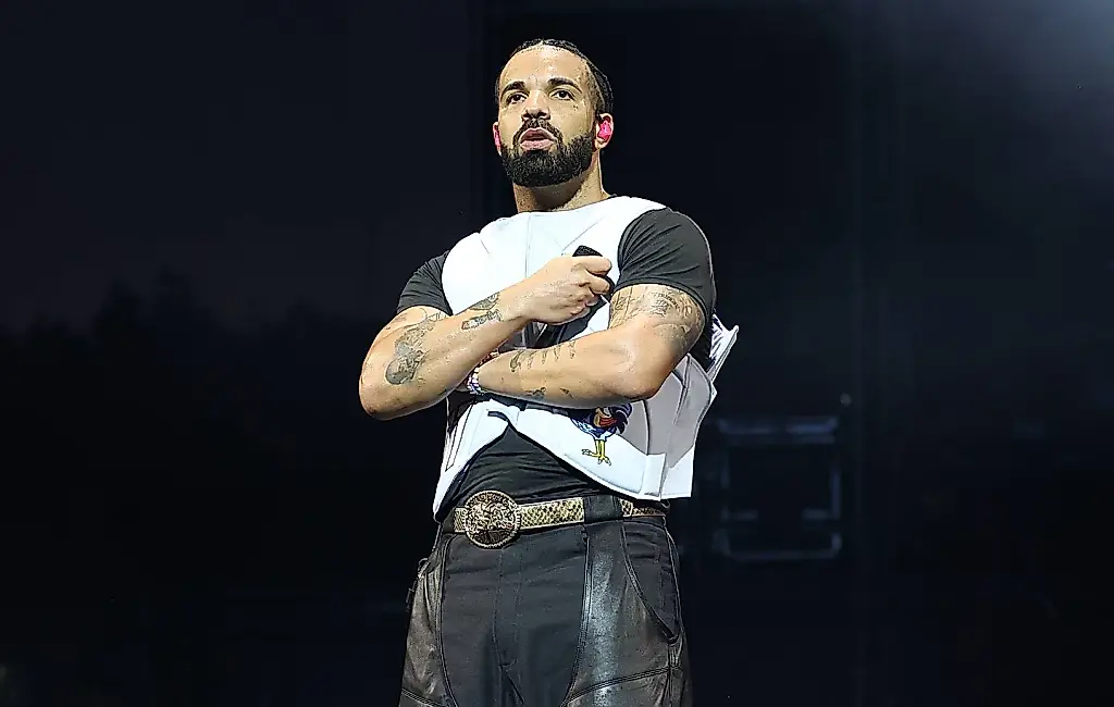 Drake arremete contra las estrellas en su nuevo álbum
