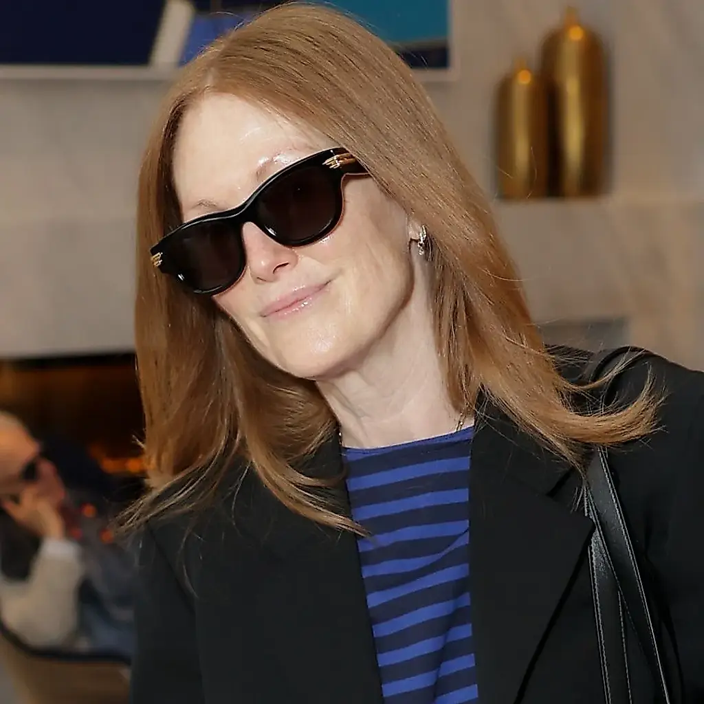 Julianne Moore забила на каблуки: Канны в шоке