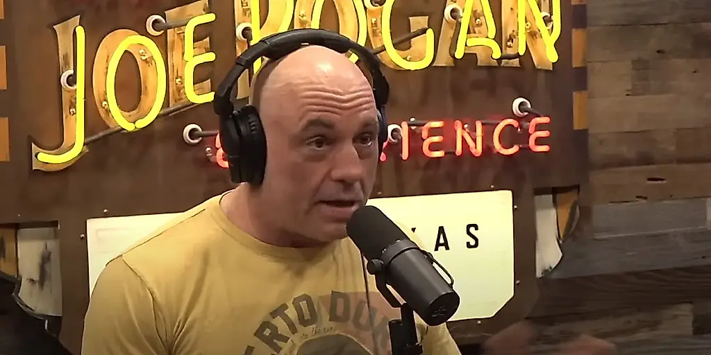 El pódcast de Joe Rogan predice mejor que Fox News el voto de los electores de Trump, según un estudio