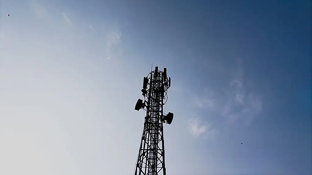 Los tres grandes operadores móviles eliminan las zonas sin cobertura en EE. UU.