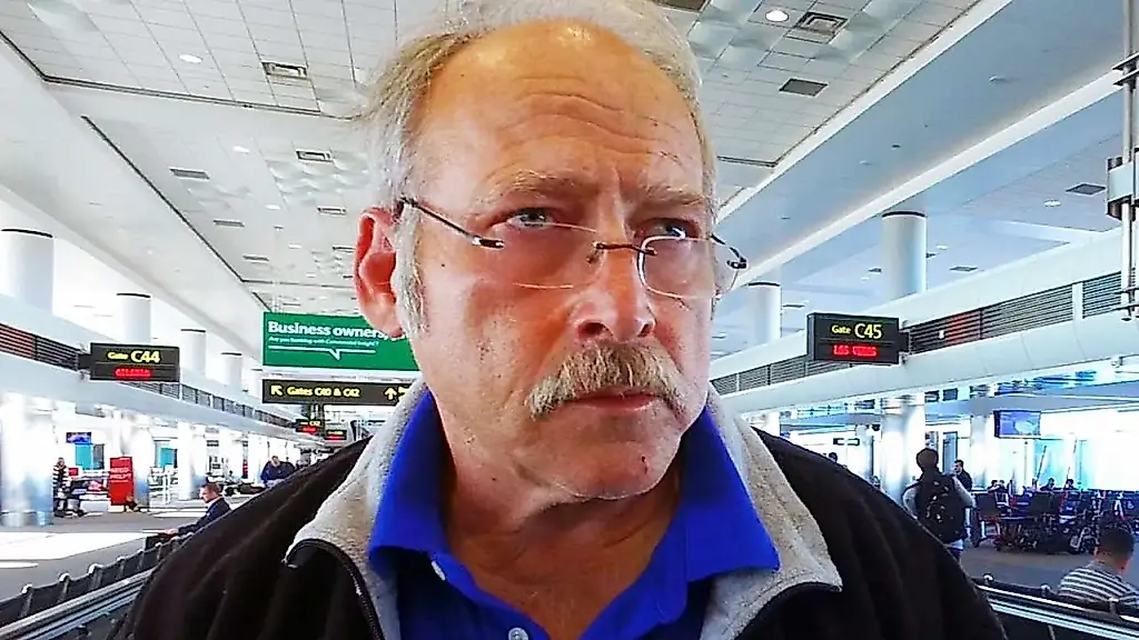 The Many Lives of Benjaman Kyle, en HBO Max, hizo llorar a la productora de Natalia Grace: un hombre apareció desnudo detrás de un Burger King con amnesia total y no recordaba su pasado: «Sentía que nunca volvería a ser normal»