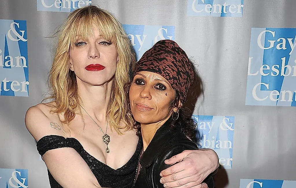 Linda Perry echó a Billy Corgan del estudio