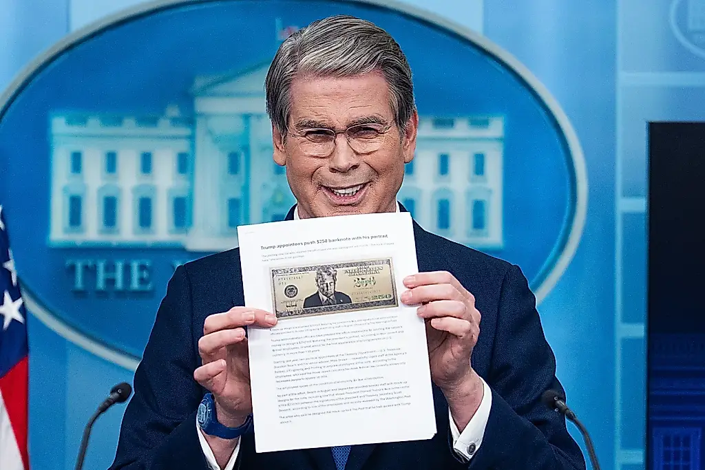 Un artista británico y Trump: un billete de 250 dólares con el retrato del expresidente