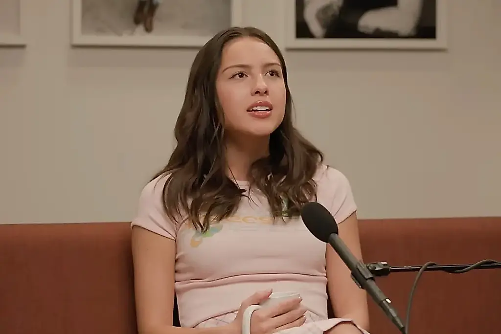 Olivia Rodrigo versiona «When a Good Man Cries»