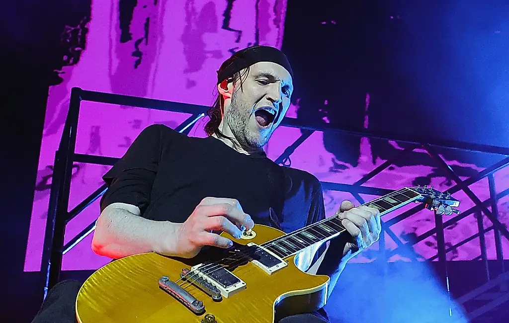 Josh Klinghoffer se queja del menosprecio a los álbumes de RHCP sin John Frusciante