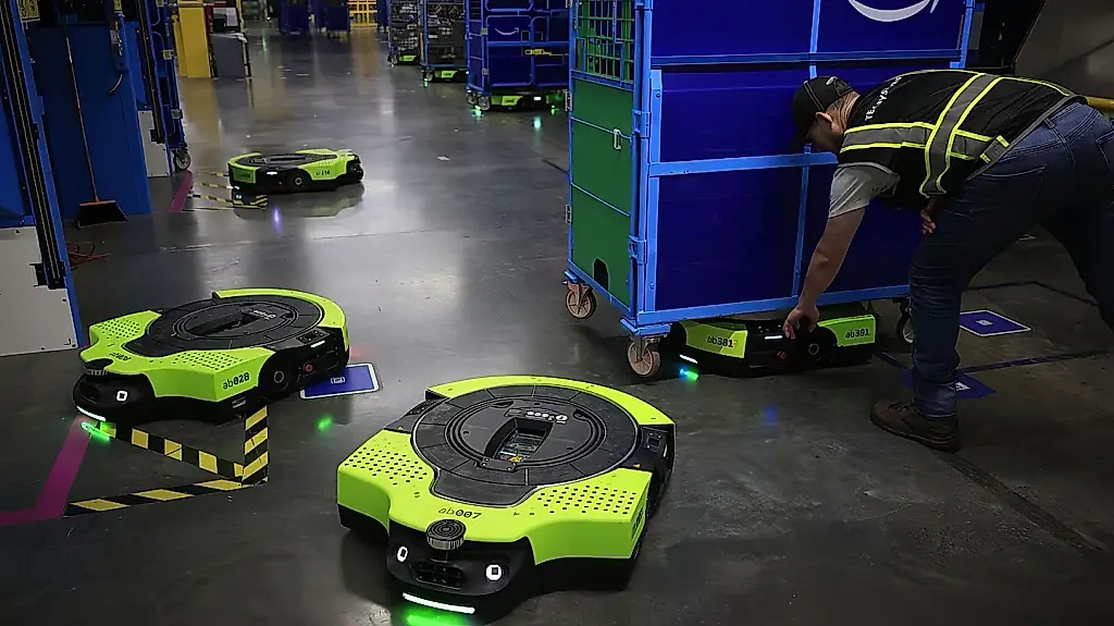 El nuevo robot Proteus de Amazon es totalmente autónomo