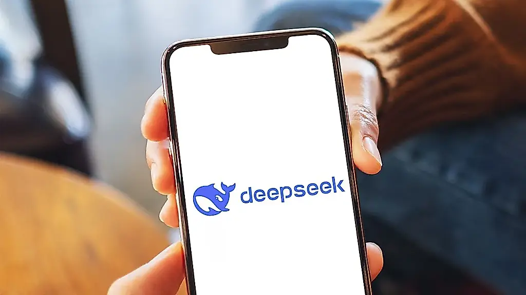 Американские IT-компании выбирают китайский ИИ DeepSeek: причины и последствия
