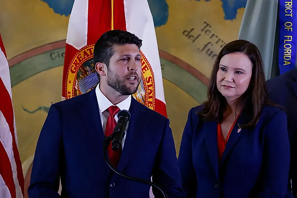 Florida demanda a OpenAI: acusa a ChatGPT de varias tragedias