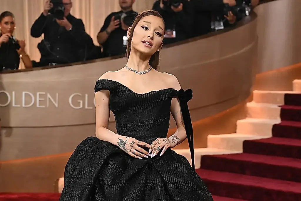 Ariana Grande alcanza el número uno en el Reino Unido