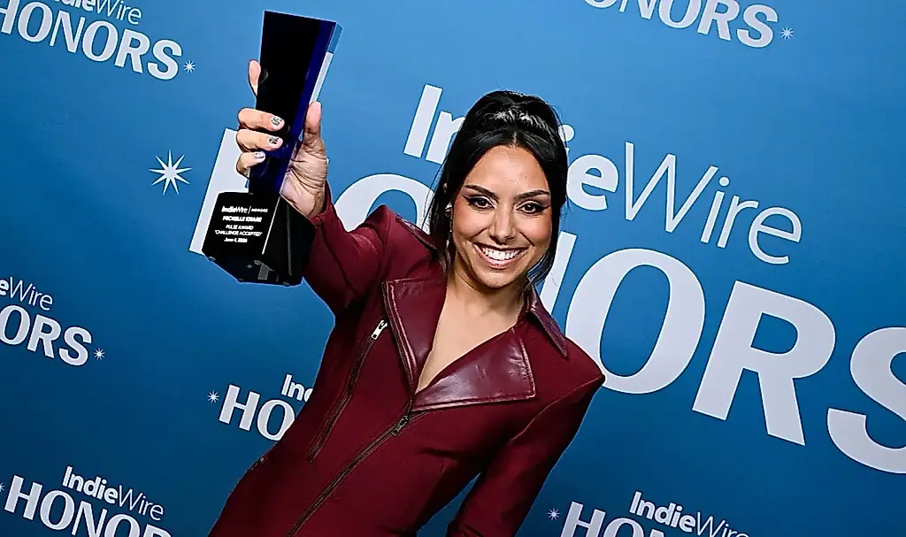 Challenge Accepted: Michelle Khare получает Pulse Award