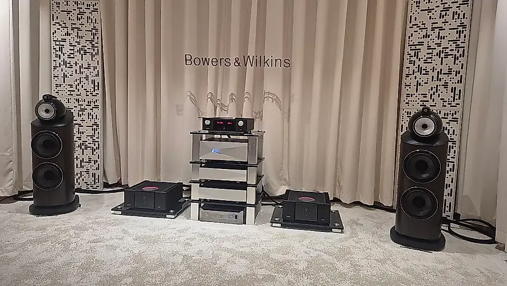 Bowers & Wilkins presenta las 801 D5: impresiones tras escucharlas en Viena