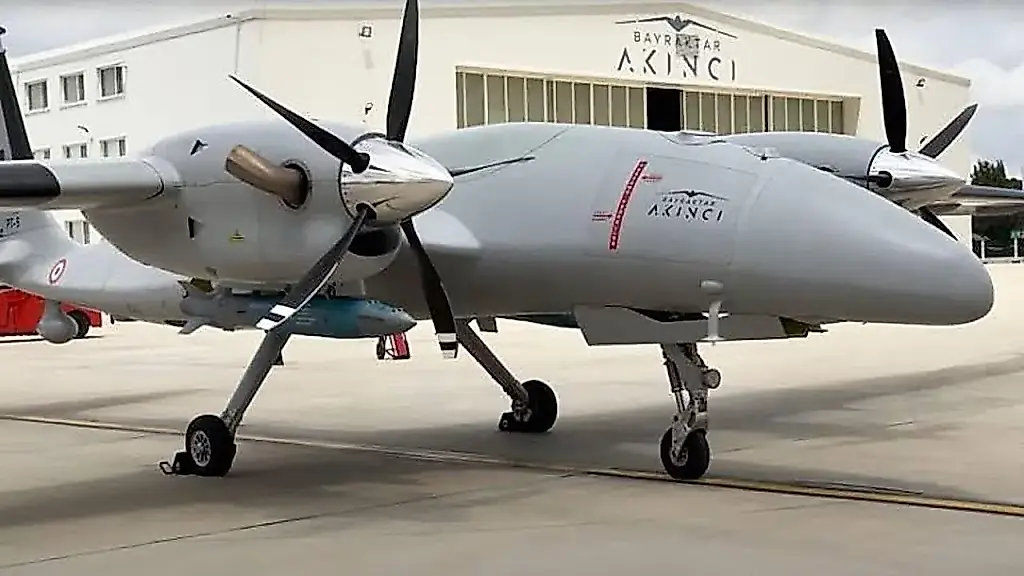 Небесные охотники: Турецкие и китайские дроны в небе Судана