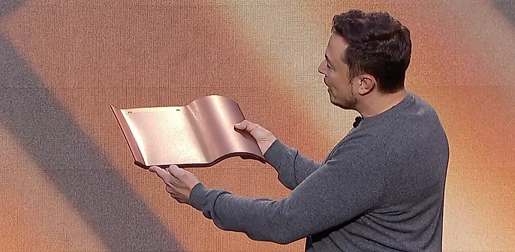 Tesla сворачивает проект Solar Roof