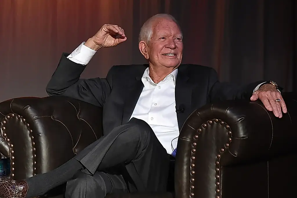 Fallece Dale Morris, el mánager que convirtió a Alabama y Kenny Chesney en estrellas del country