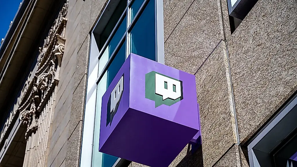Twitch и Amazon обвинили в обучении ИИ на контенте стримеров