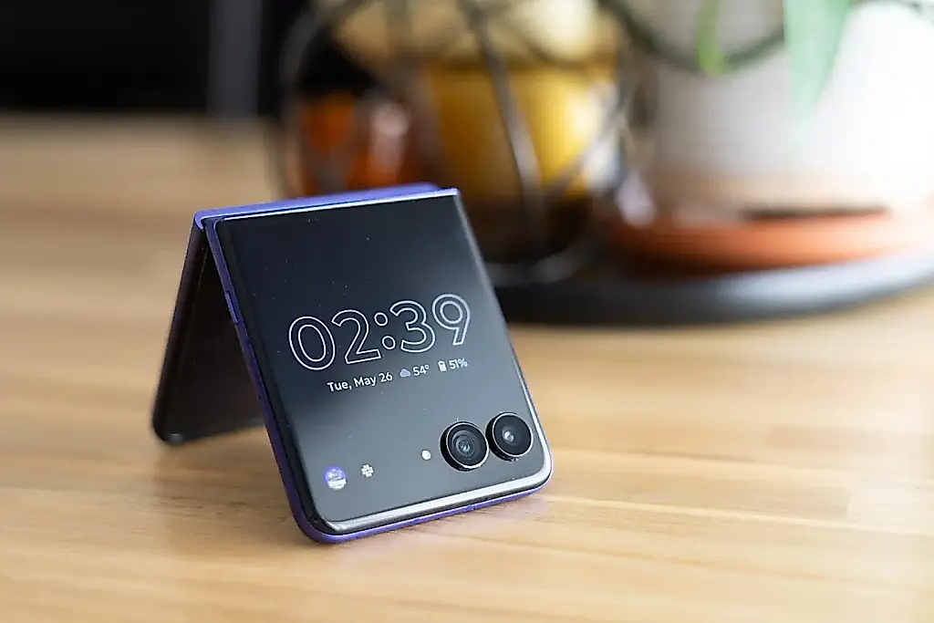 GrapheneOS llega a los Motorola plegables