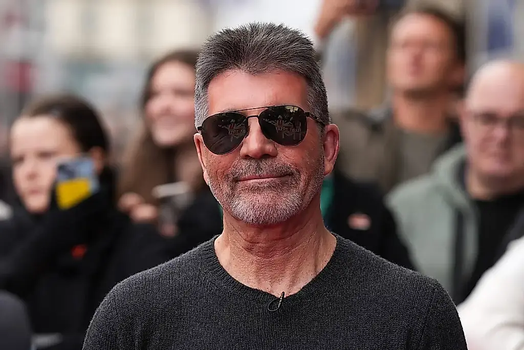 Саймон Коуэлл пропустит прямые эфиры «America’s Got Talent» из-за операции на спине