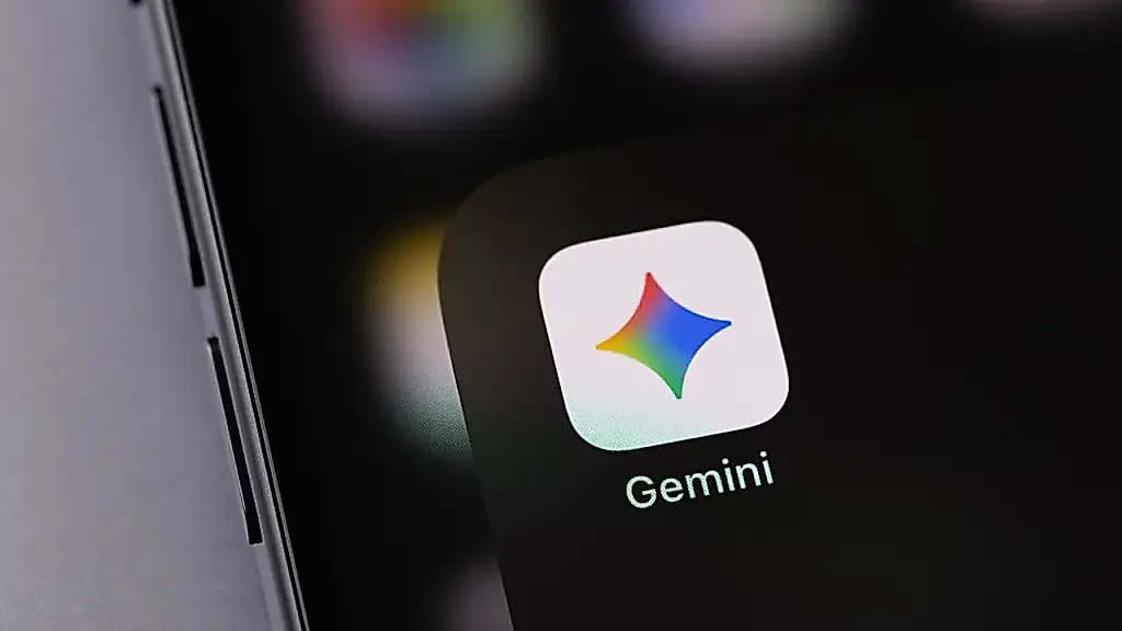 Gemini перестал обижаться на перебивания
