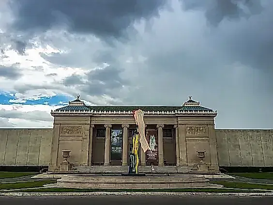 Гранит возвращается к воде