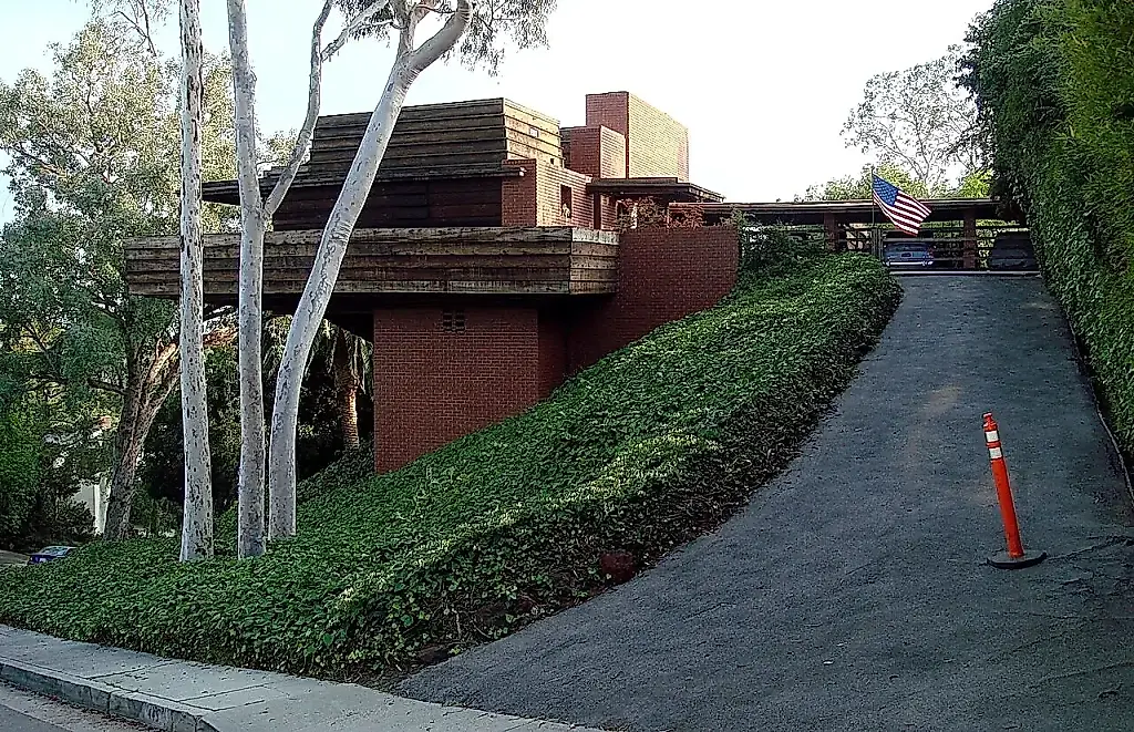 La casa de Wright se pudre en Los Ángeles